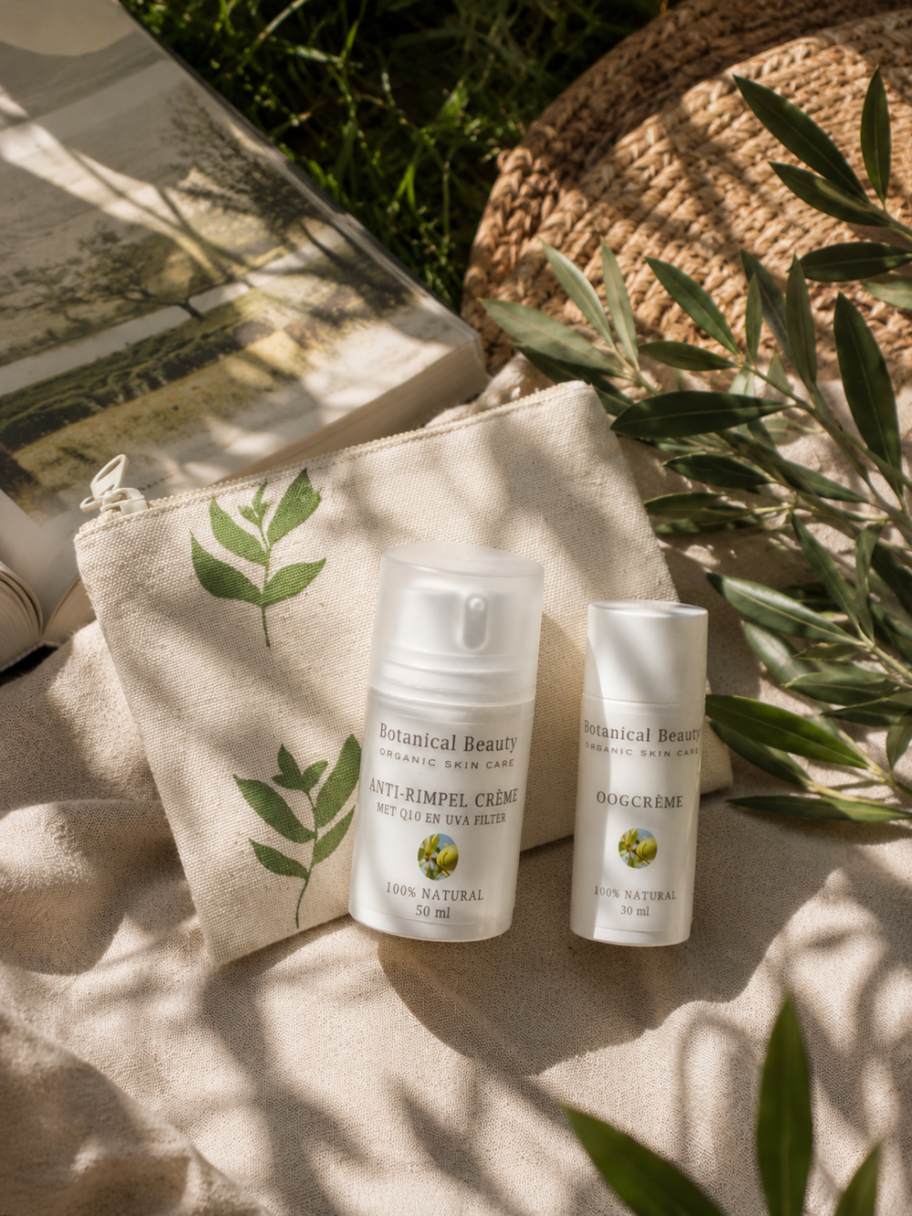 Actie_augustus_oogcreme_anti-rimpel_creme_toilettas Toilettas Ageless Beauty voordeelset